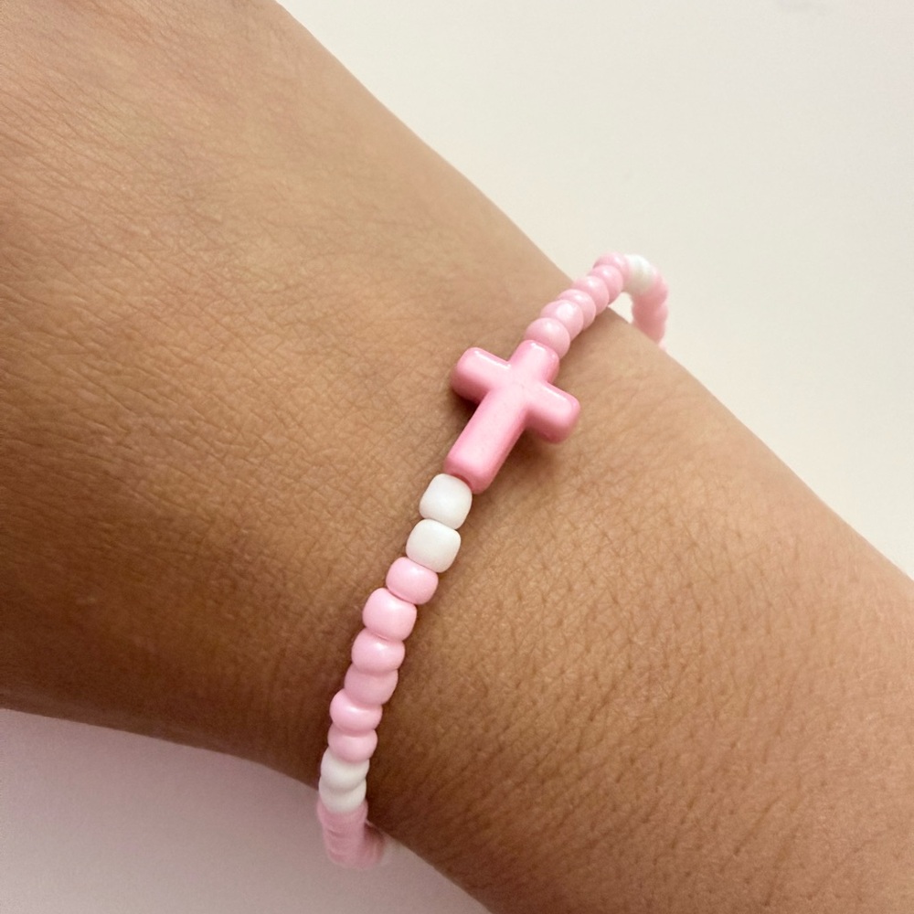 ‼️2/$10‼️Kids' Pink and White Beaded Bracelet with Cross Charm